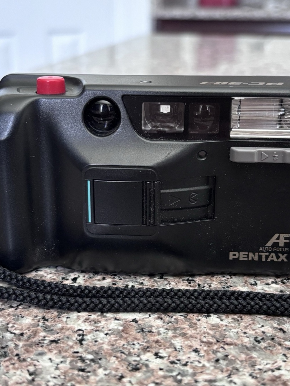 Pentax PC-303 35mm Auto Focus Film Camera Black